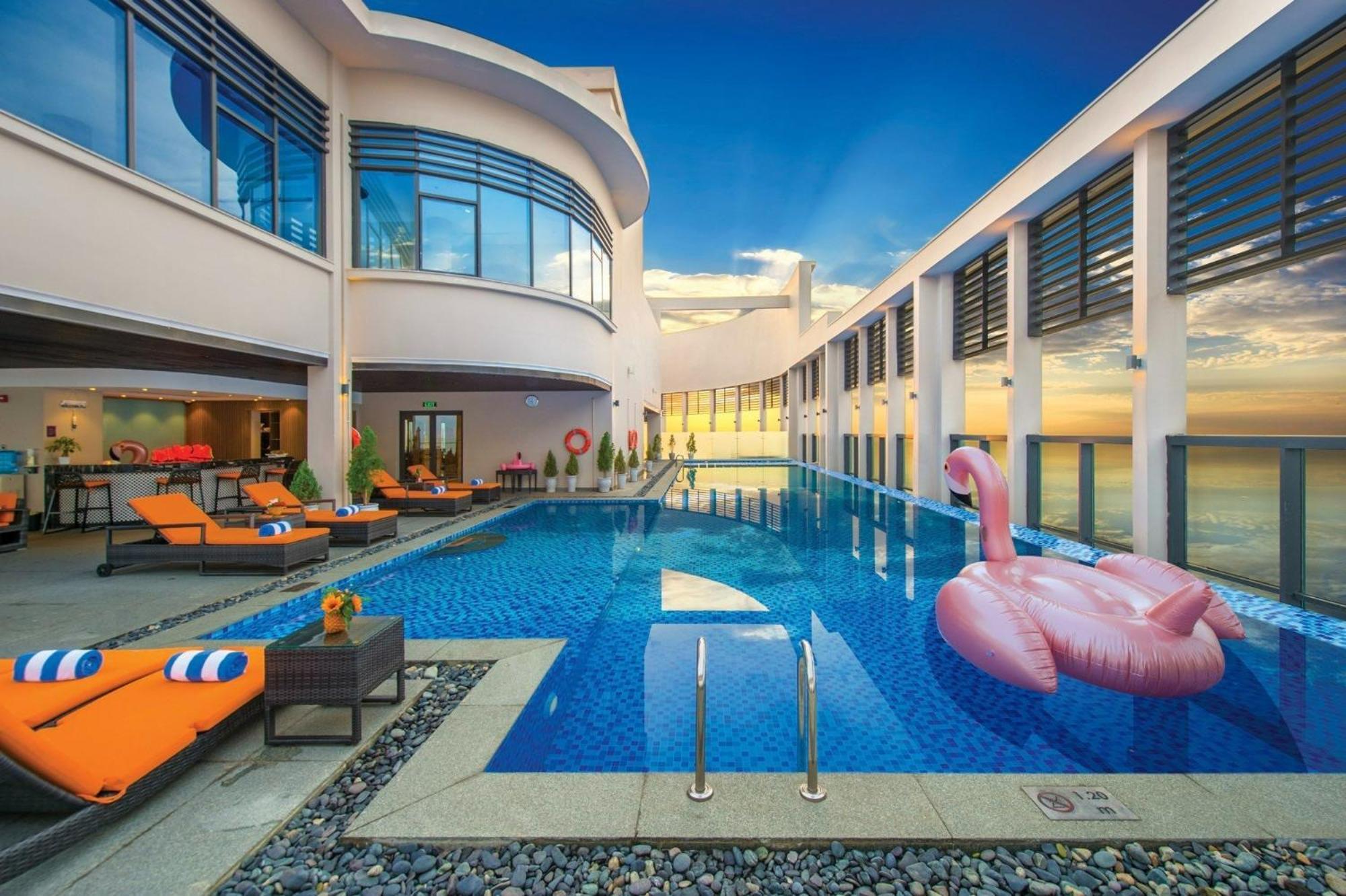 Luxury Apartment - Rooftop Swimming Pool - Beach Front - Hinata Apartment Danang Exteriér fotografie