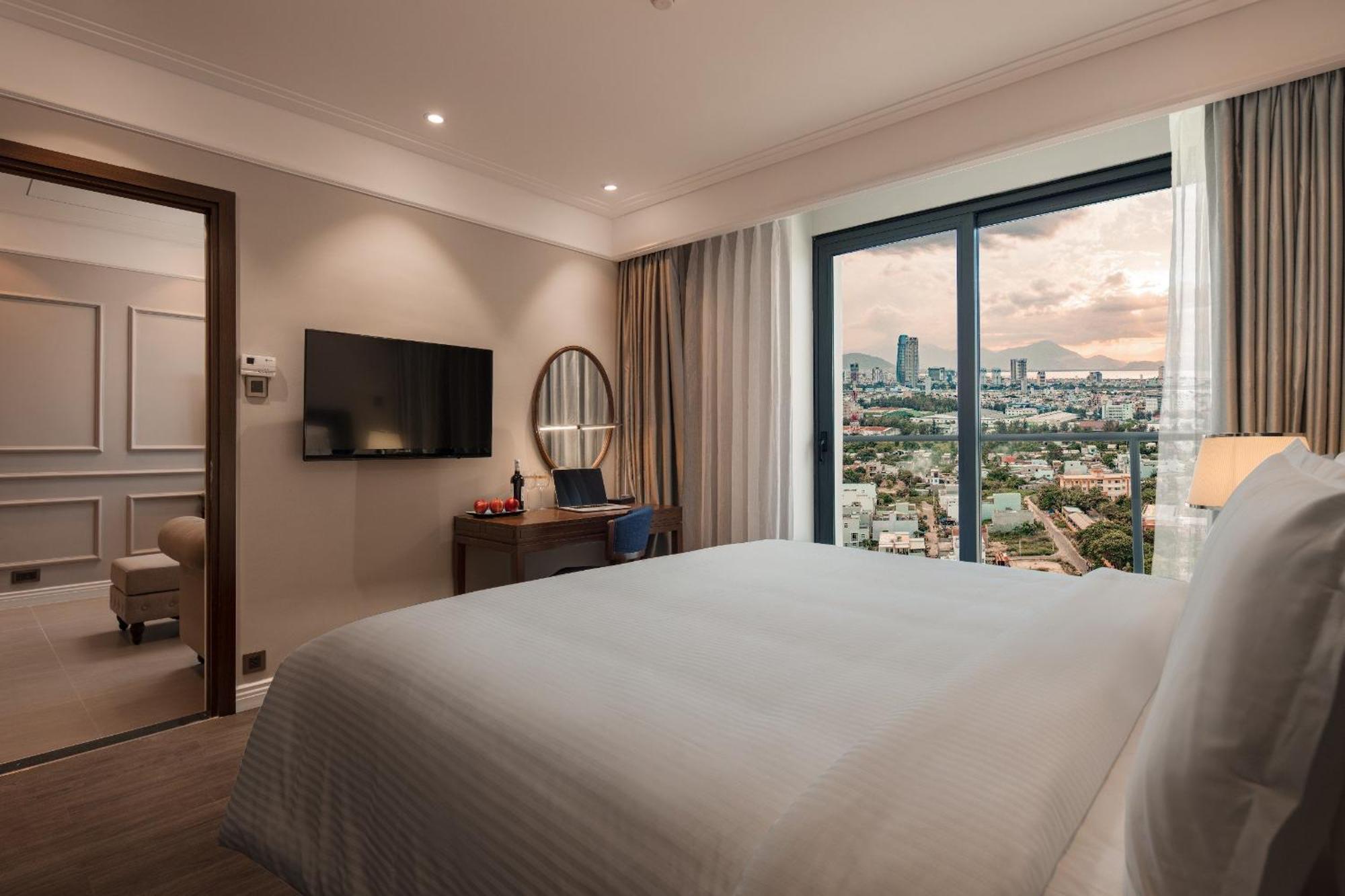 Luxury Apartment - Rooftop Swimming Pool - Beach Front - Hinata Apartment Danang Exteriér fotografie