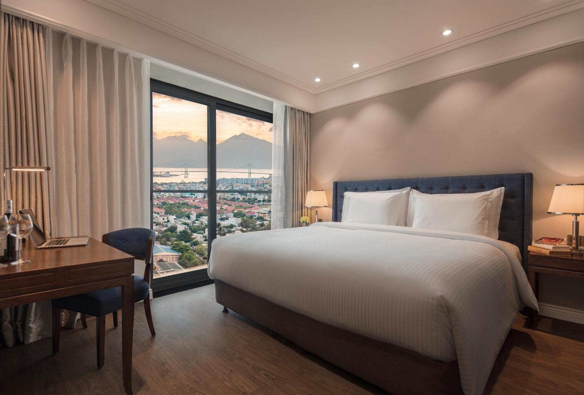 Luxury Apartment - Rooftop Swimming Pool - Beach Front - Hinata Apartment Danang Exteriér fotografie