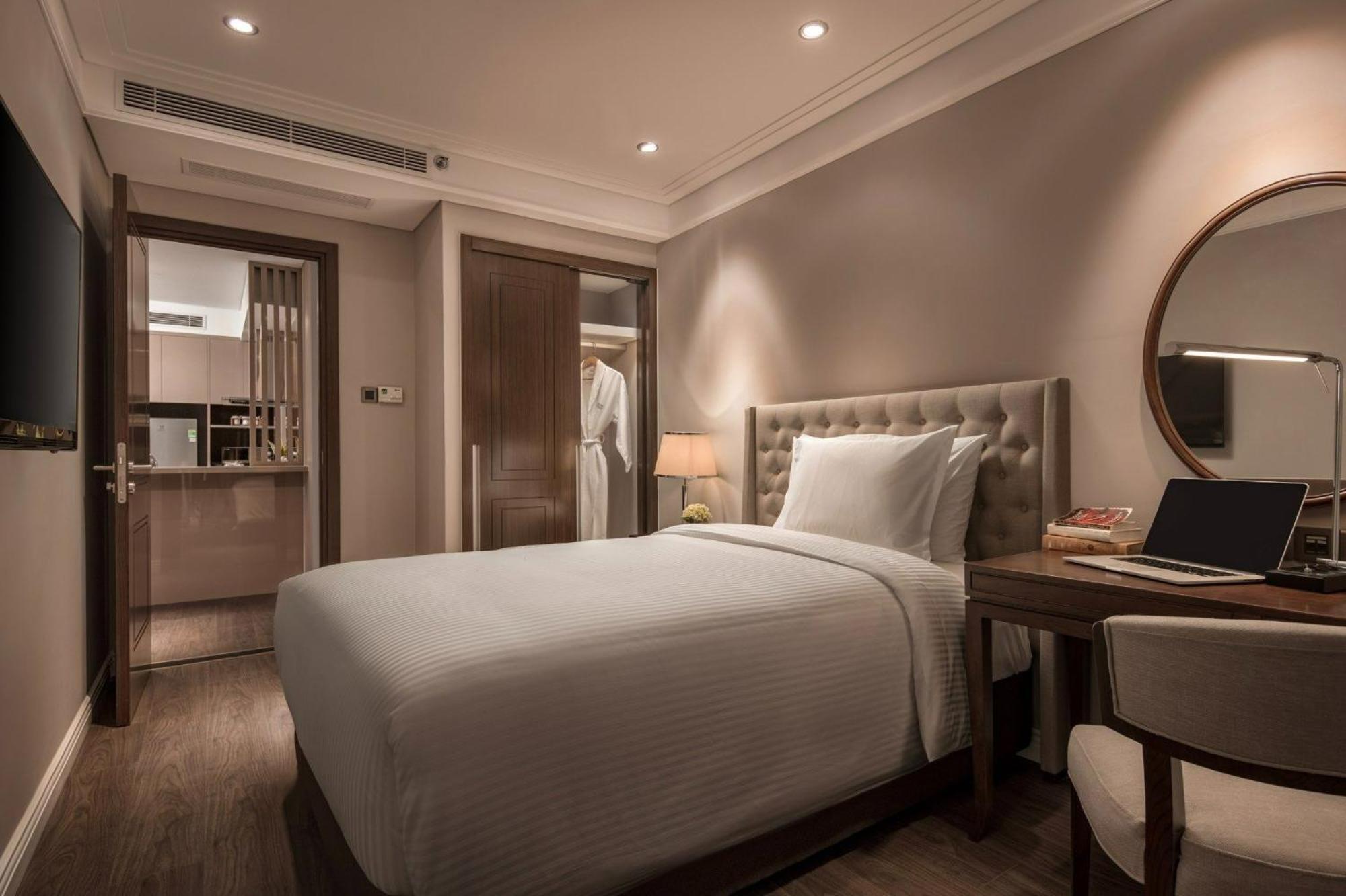 Luxury Apartment - Rooftop Swimming Pool - Beach Front - Hinata Apartment Danang Exteriér fotografie