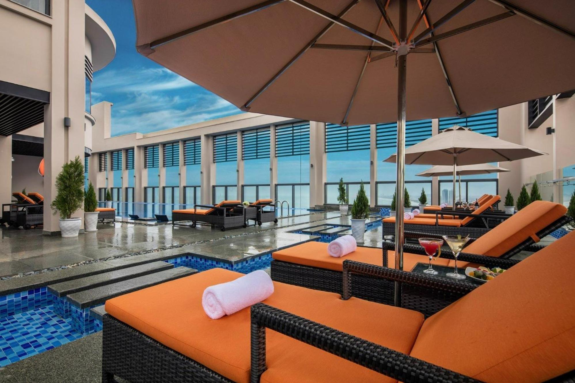 Luxury Apartment - Rooftop Swimming Pool - Beach Front - Hinata Apartment Danang Exteriér fotografie