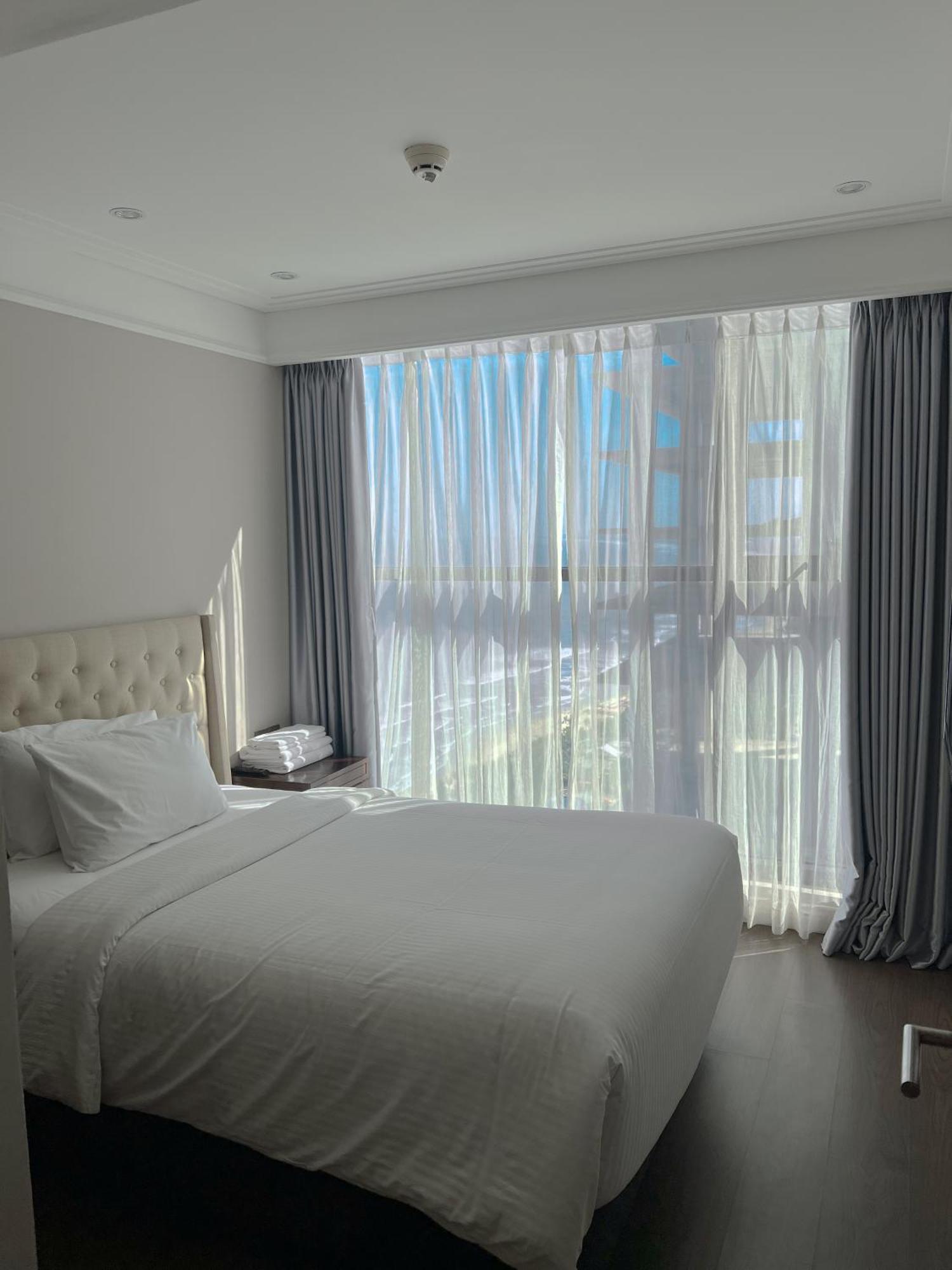 Luxury Apartment - Rooftop Swimming Pool - Beach Front - Hinata Apartment Danang Exteriér fotografie